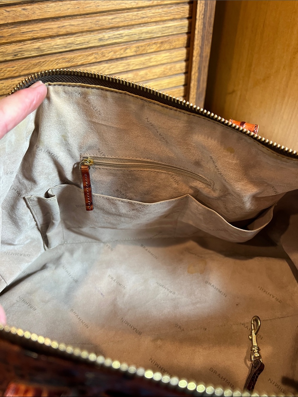 EUC Brahmin Satchel in Pecan Melbourne Croc Embossed Leather Luxury bag, purse - Picture 16 of 17